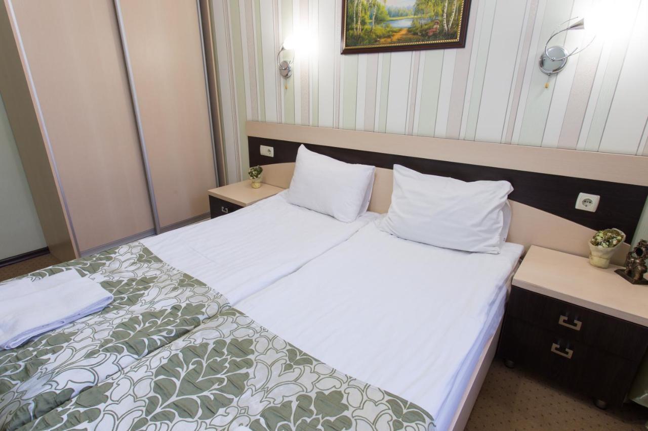 Hotel Voyage Harkov Kültér fotó