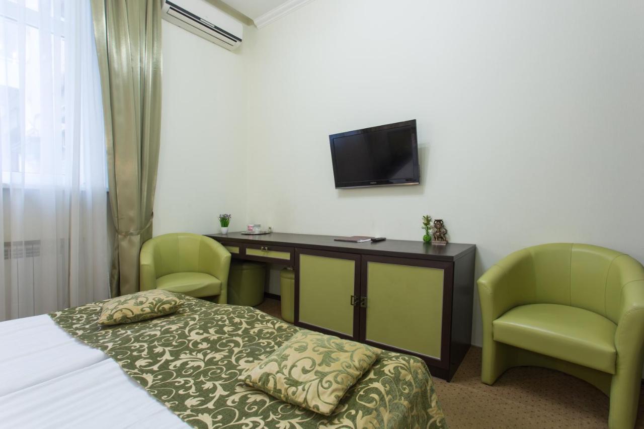 Hotel Voyage Harkov Kültér fotó
